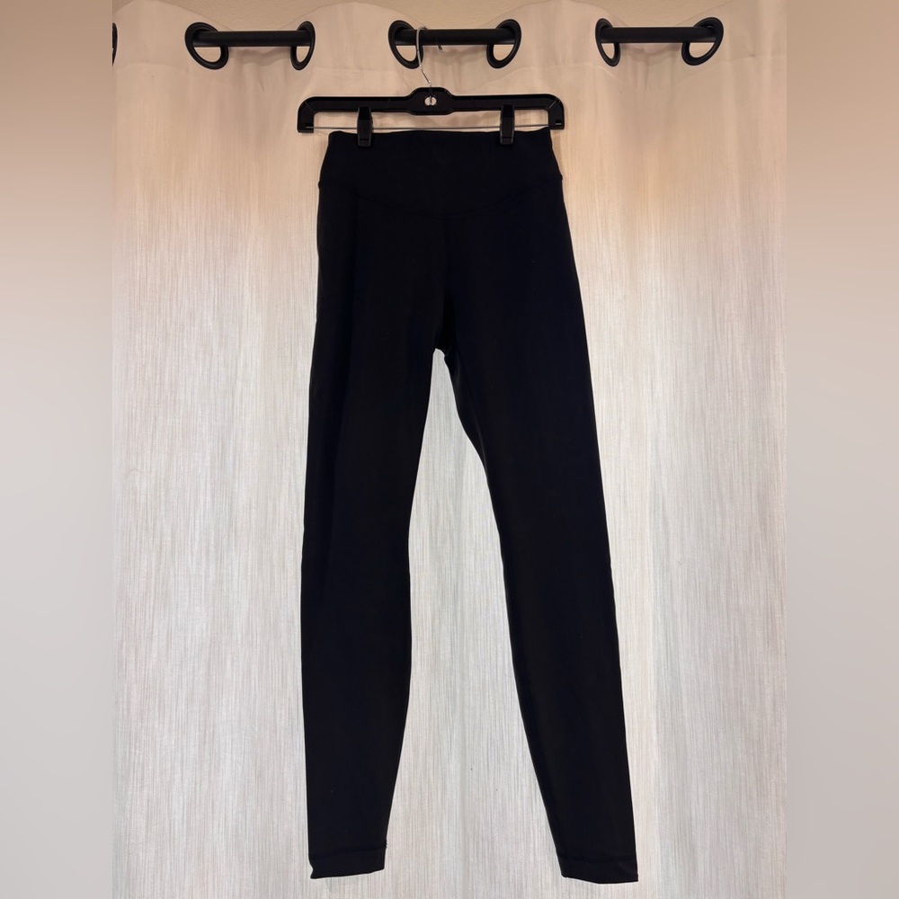 Lululemon wunder under smooth cover leggings
